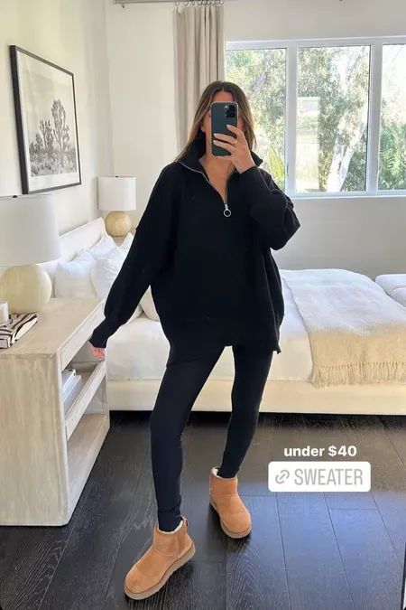 Casual Winter Outfits Ugg Boots, Black Leggings Autumn Outfit, Zip Up Uggs Outfit, Chilled Winter Outfits Casual, Legging Ugg Outfit, Chestnut Ugg Boots Outfit, Black Sweater Black Leggings, Black Sweater Winter Outfits, Cozy Black Outfit