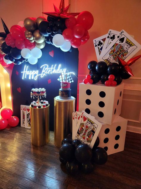 Casino Theme Party For Men, King Of Hearts Birthday Theme, Men Party Themes Ideas, Gambling Party Ideas, Las Vegas Themed Birthday Party, Gambling Theme Party Ideas, 21st Birthday Casino Theme, Casino Themed Birthday Party, Poker Themed Birthday Party