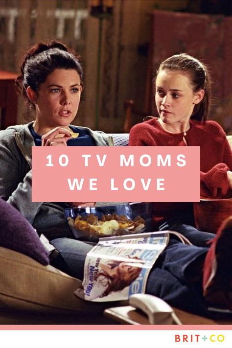 TV moms have a way of making us cringe, cry, laugh and think. Let's have a fun little look back on 10 TV moms who kept it real week after week. Famous Moms Party, Younger Tv Show, Mom Tv Show, Tv Moms, Famous Moms, 80s Tv, Mom Party, Pregnant Mom, Keep It Real