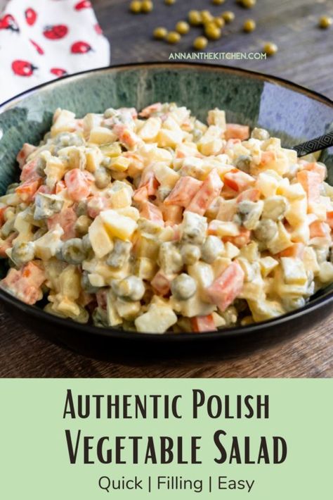 Polish Leek Salad, Ukrainian Vegetable Dishes, European Recipes Dinners, Polish Dishes Traditional, Polish Vegetable Recipes, Polish Vegetable Salad, European Salad Recipes, Vegetarian Polish Recipes, Polish Salad Recipes