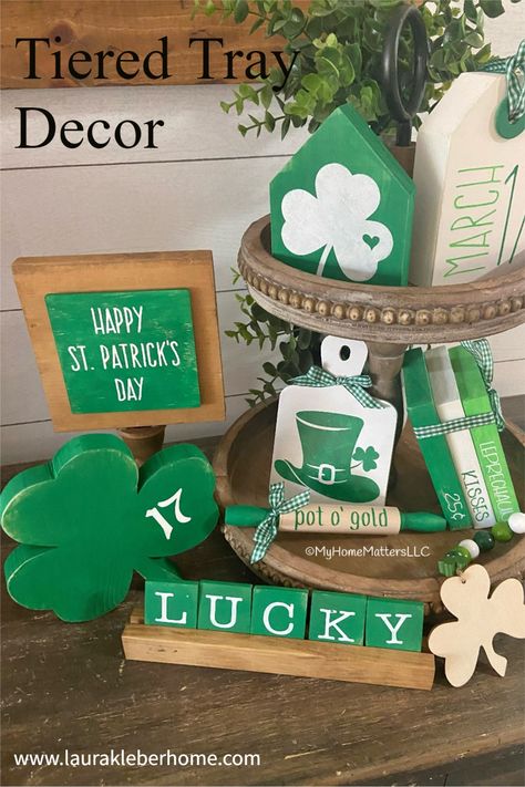 Ribbon Stencil, Diy Tiered Tray, St Patricks Decorations, Tier Trays, St Patrick's Day Decorations, Tray Ideas, Tray Diy, St Patrick's Day Crafts, Wooden Craft