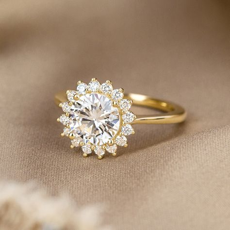 Earth Engagement Rings, Brilliant Earth Engagement Ring, Brilliant Earth Rings, Sunburst Ring, Gold Sunburst, Engagement Ring Inspiration, Beautiful Diamond Rings, Unique Diamond Rings, Rose Gold Diamond Ring