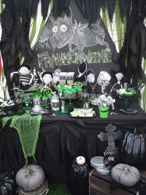 Frankenweenie | CatchMyParty.com Frankenweenie Birthday Party, Frankenweenie Decorations, Tim Burton Themed Birthday Party, Tim Burton Themed Party Decorations, Frankenweenie Party, Tim Burton Party Ideas, Tim Burton Party Decorations, Tim Burton Birthday, Tim Burton Birthday Party