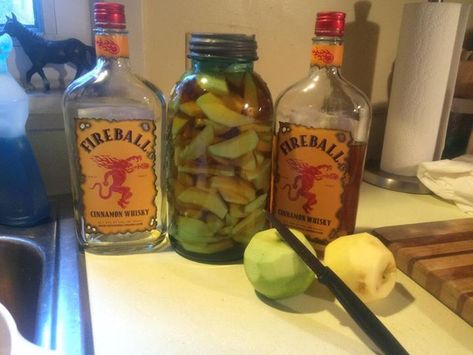 Fireball Apple Crisp- Adults Only Dessert Fireball Bottle, Fireball Recipes, Tequila Mixed Drinks, Cinnamon Whiskey, Halloween Drinks Alcohol, Apple Drinks, Gala Apples, Granny Smith Apples, Adult Beverages