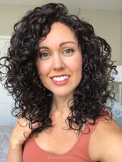 How To Deep Condition Curly Hair With A Heat Cap - Shine with JL Think Curly Hair Styles Short Hairstyles, Think Curly Hair, Ouidad Products, How To Deep Condition, Medium Curly Haircuts, Gluten Free Makeup, Curly Hair Style, Shoulder Length Curly Hair, Natural Curly Hair Cuts