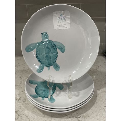 Set Of 4 Sigrid Olsen Sea Turtle Coastal Melamine 11" Dinner Plates. Bright Vivid Shades Of Blue And Green On Durable Melamine. We Have Matching 9” Salad Plate Sets Available At The Time Of This Listing And Are Happy To Combine Shipping. Wepack With Care And Ship Fast. Ocean Kitchen Theme, Ocean Themed Kitchen, Turtle Decorations, Shades Of Blue And Green, Turtle Decor, House Essentials, Vehicle Decor, Beachy Decor, Beach Diy