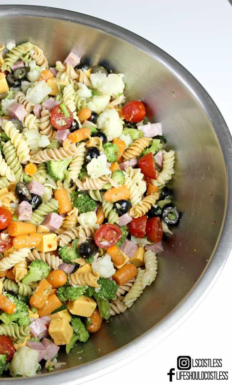 Kick-Ass Pasta Salad Recipe - Life Should Cost Less Mac Pasta Salad, Pasta Salad Easy, Homemade Pasta Salad, Sea Food Salad Recipes, Resep Pasta, Cold Pasta Salad Recipes, Salad Recipes Healthy Easy, Super Salads, Summer Sides