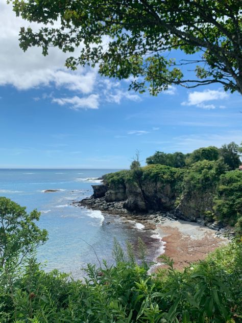 Coastal England Aesthetic, Rhode Island Summer Aesthetic, Newport Rhode Island Aesthetic, East Coast Beach Aesthetic, View Beach Aesthetic, Coastal Town Aesthetic, New England Summer Aesthetic, Rhode Island Aesthetic, Summer East Coast