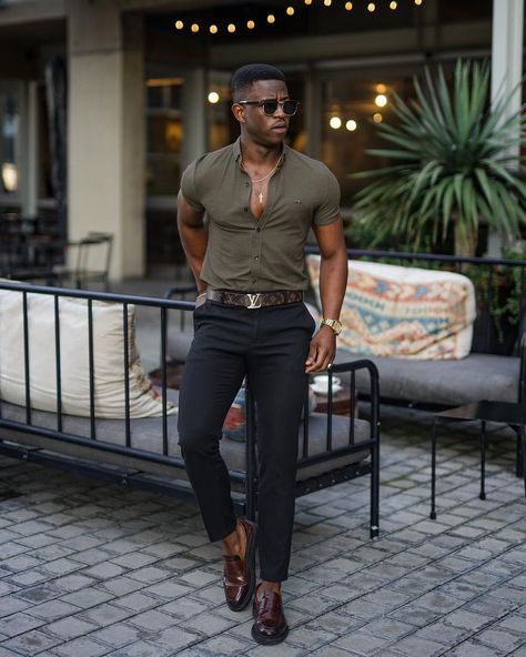 Black Men Date Night Outfit, Mens Date Night Outfit, Men Date Night Outfit, Black Men Fashion Urban, Mens Business Casual Outfits, Black Men Fashion Casual, Summer Formal, Short Men, Black Men Fashion Swag