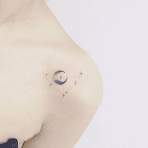 25 Best Sea-Goat & Constellation Tattoo Ideas For Capricorn Zodiac Signs Capricorn Constellation Tattoo, Minimalist Tattoo Meaning, Tattoo Moon, Capricorn Constellation, Capricorn Tattoo, Moon Tattoos, Small Tattoos With Meaning, Zodiac Sign Tattoos, Constellation Tattoos