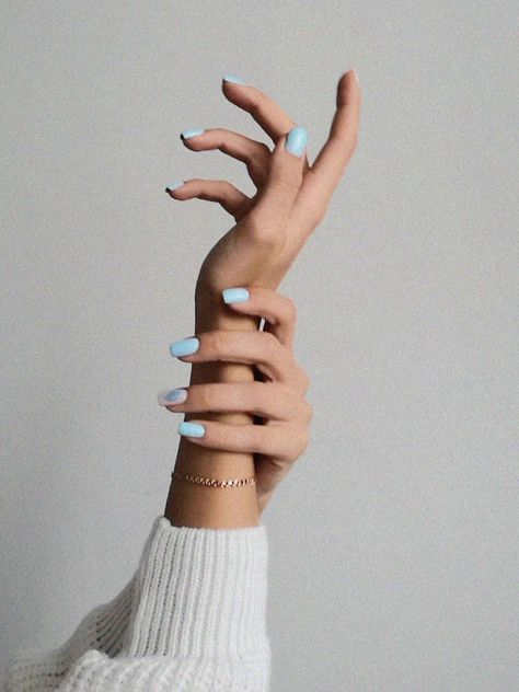 Jewellery Photography Inspiration, Nail Art Photos, Hand Photography, Jewelry Photography Styling, Nail Logo, Nail Room, Hand Photo, Nail Pictures, Nail Art Instagram