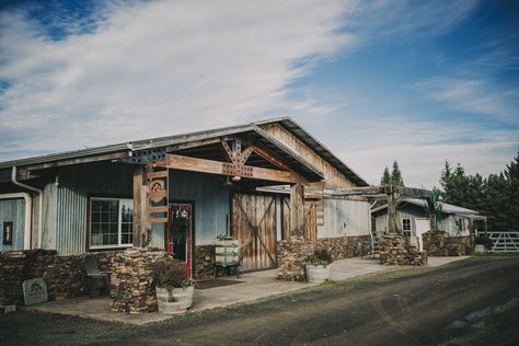 Spire Mountain Cellars | Roseburg Oregon Wedding Roseburg Oregon, Oregon Wedding, Oregon, Cabin, Wedding Photographers, House Styles, Photographer, Photography