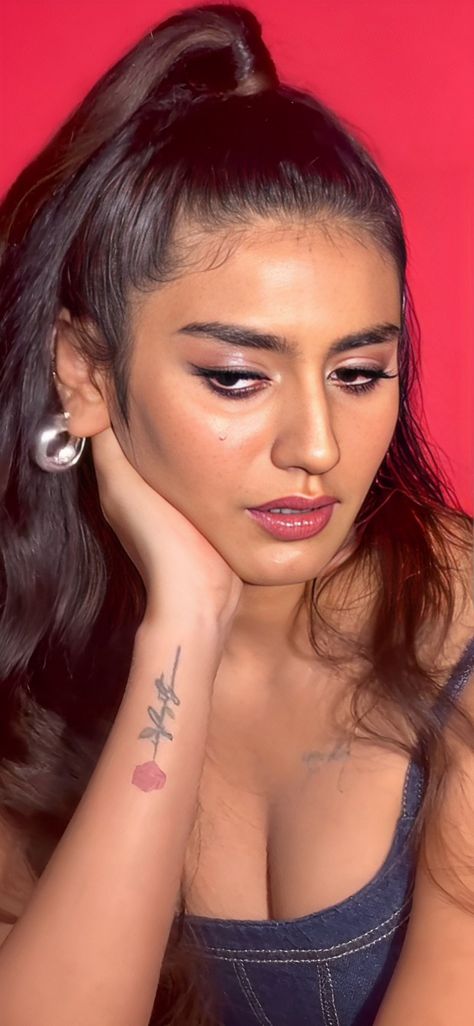 Priya Prakash Varrier Hot, Priya Warrier, Priya Varrier, Priya Prakash Varrier, Priya Prakash, Adah Sharma, Actress Without Makeup, Actress Images, Beauty Face Women