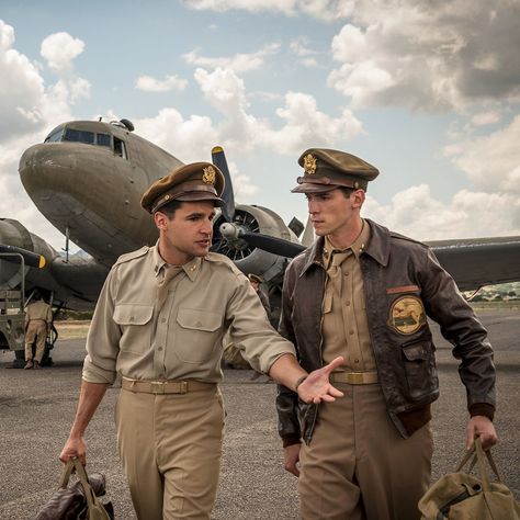 A2 Flight Jacket, Christopher Abbott, Catch 22, Military Dress, Photo Concept, Flying Jacket, Pilot Jacket, Best Dating Apps, Military Pictures