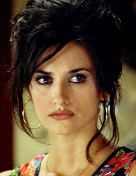 Penelope Cruz Makeup, Vicky Cristina Barcelona, Spanish Woman, Elsa Pataky, Spanish Actress, Amber Rose, Celebrities Humor, Penelope Cruz, Female Actresses