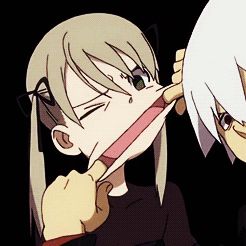 Soul Eater Maka And Soul Matching Pfp Gif, Cute Matching Gif Pfps, Soul Eater Matching Icons Gif, Maka Pfp Gif, Matching Gif Pfps Best Friends, Soul Eater Matching Gif, Soul Eater Gif Pfp, Cute Pfp Gif, Pfp Gif Matching