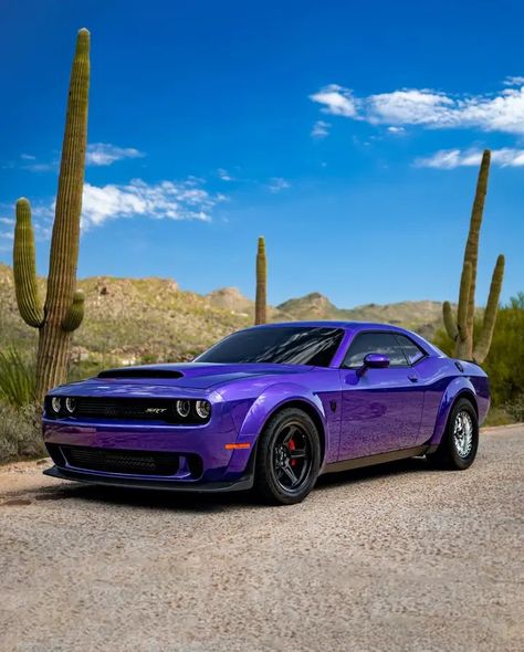 Dodge Charger Hellcat, Dodge Challenger Hellcat, Car Engines, Challenger Rt, Pontiac Fiero, Challenger Srt Hellcat, Dodge Challenger Srt Hellcat, Hellcat Challenger, Dodge Challenger Srt