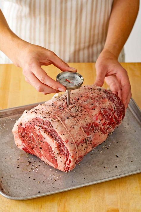 Prime Rib Roast Recipe Ovens, Boneless Prime Rib Recipe, Cooking Prime Rib Roast, Slow Roasted Prime Rib, Prime Rib Dinner, Beef Rib Roast, Prime Rib Roast Recipe, Ribeye Roast, Cooking Prime Rib