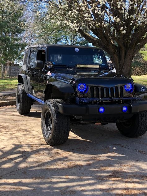 Jeep Wrangler Accessories - blue halo LED headlights and fog lights for Jeep Wrangler JK JKU Black Jeep Wrangler With Blue Accents, Jeep Wrangler Blue Grey, Black Jeep With Blue Accents, Jeep Wrangler Girly Accessories, Blue Jeep Wrangler Aesthetic, Blue Jeep Wrangler Accessories, Cool Jeeps Wrangler, Jeep Wrangler Girly, Jeep Led Lights