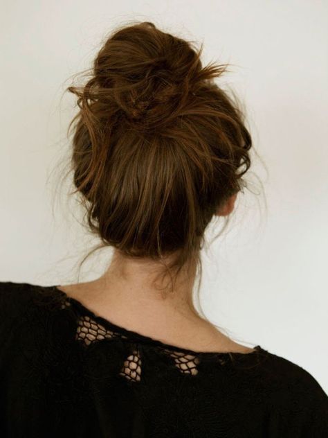 French Bun, Nurse Hairstyles, Sleep Hairstyles, Bun Tutorials, Overnight Hairstyles, Easy Bun Hairstyles, Hair Bun Tutorial, Bun Styles, Bun Tutorial