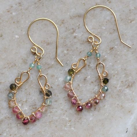 Maaike | Happy Wednesday friends!! Another rainy day, but luckily those are perfect for creating jewelry! What have you been up to?! . These… | Instagram Wire Jewelry Ideas, Boho Earrings Diy, Easy Earrings, Earrings To Make, Wednesday Friends, Boho Jewelry Diy, Wire Jewelry Earrings, Wire Jewelry Patterns, Diy Wire Earrings