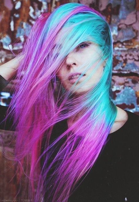 Pink and blue works well together! Purple And Green Hair, Which Hair Colour, Scene Girl, Turquoise Hair, Hair Color Pastel, Ombré Hair, Bright Hair, Funky Hairstyles, Alternative Hair