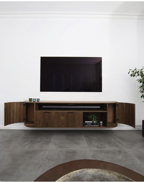 American walnut Walnut Floating Tv Unit, Walnut Tv Cabinet, Tv Credenza, Floating Tv Unit, Tv Wand, Floating Tv, Tv Console, American Walnut, Living Room Tv