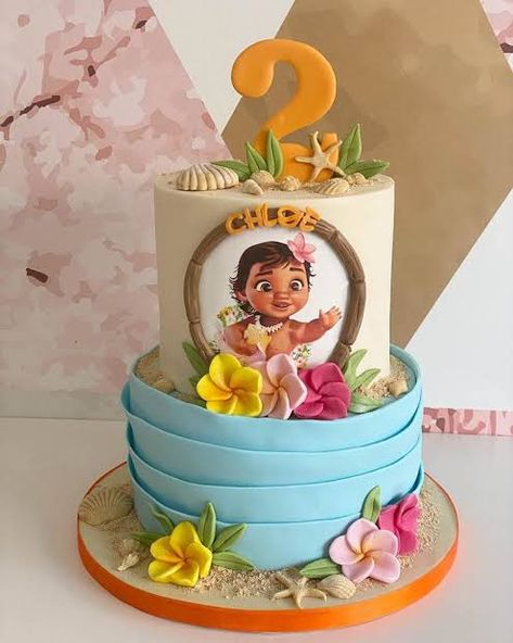 Moana Themed Birthday Cake, Baby Moana Birthday Party Decorations, Moana Birthday Party Ideas Food, Moana 2nd Birthday Party For Girl, Baby Moana Birthday Party Ideas, Moana 2nd Birthday, Moana Cake Ideas, Moana Birthday Cake Ideas, Moana Cake Design