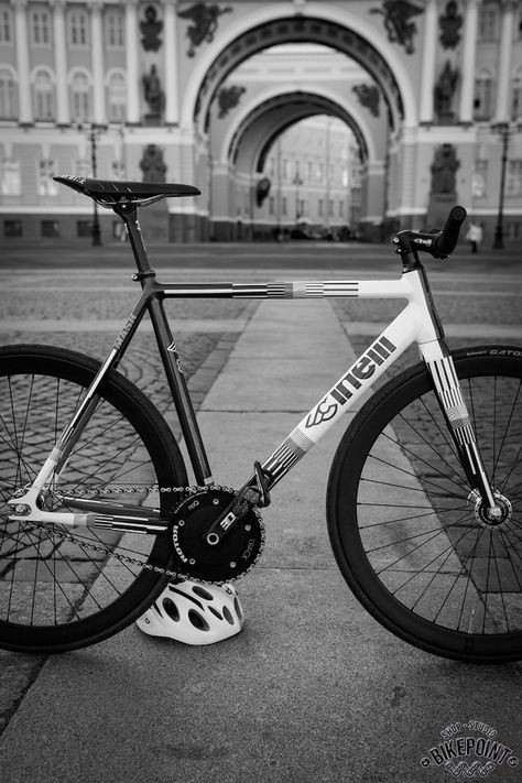 Cinelli Mash, Bike Showroom, Bike Outfits, Fixed Bike, Fixie Bike, Fixed Gear Bike, Track Bike, Fixed Gear, Gravel Bike