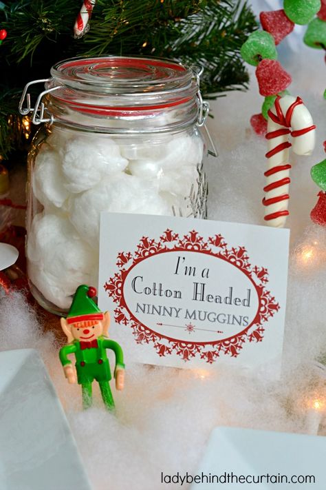 Buddy The Elf Christmas Party, Elf Movie Party, Elf Christmas Party, Elf Film, Elf Themed Christmas Party, Elf Party, Christmas Party Ideas For Teens, Elf Christmas Decorations, Christmas Party Table