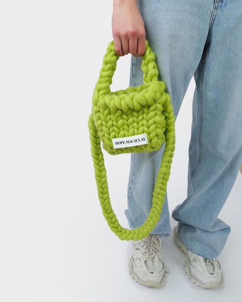 HOPE MACAULAY on Instagram: “Fittings yesterday featuring the Lime Colossal Knit Crossbody Bag 🍏” Chunky Knit Bag, Hope Macaulay, Off Duty Outfits, Knitting Tote Bag, Knitted Bag, Clothing Outfit Ideas, Top 40, Summer Knitting, Crochet Bags