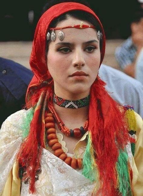 Moroccan Aesthetic, Moroccan Women, Moroccan Culture, Moroccan Art, Moroccan Dress, Folk Dresses, My Culture, Berber Women, African Culture