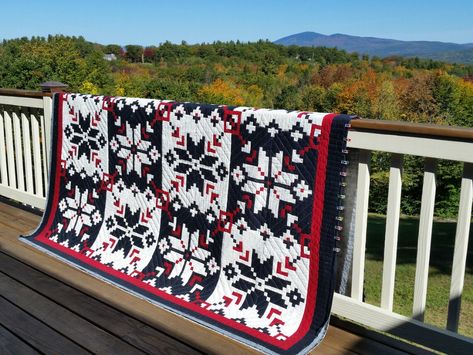 Nordic Fair Isle Sweater Quilt Pattern 85 X 85 - Etsy Scandinavian Quilts Patterns, Nordic Quilt Patterns Scandinavian Design, Fair Isle Quilt, Scandinavian Quilts, Knitted Star, Sweater Quilt, Snowflake Quilt, Traditional Quilt Patterns, Christmas Quilt Patterns