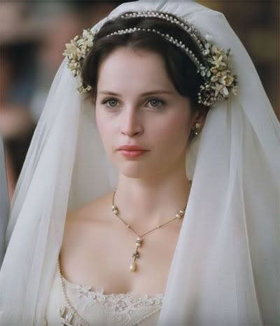 Wedding Movies, Felicity Jones, Veil Hairstyles, Victorian Wedding, A Wedding Dress, Vintage Bride, Wedding Crown, Lace Corset, Wedding Veils