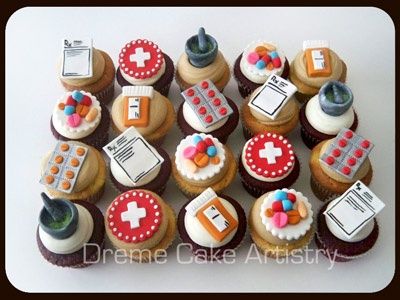 Pharmacy Graduation Pharmacy Cupcakes, Pharmacy Cookies, Pharmacy Graduation Party, Pharmacy Cake, Pharmacy School Graduation, Medical Cake, Pharmacy Graduation, Medical Party, Nursing Cake