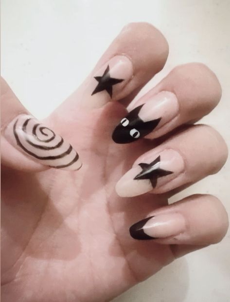 Star Nail Designs, Cat Nail Art, Swirl Nails, Punk Nails, Cute Simple Nails, Gothic Nails, Goth Nails, Grunge Nails, White Acrylic Nails