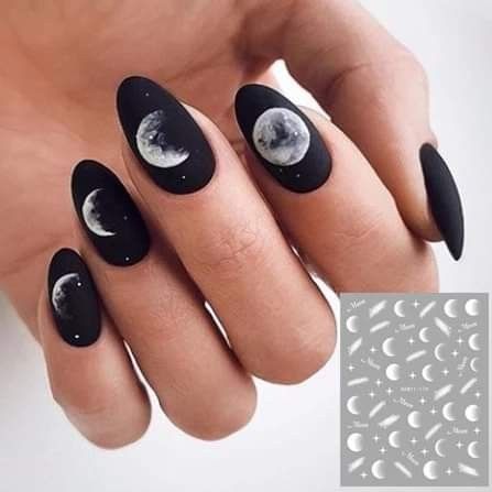 Moon Phases Nail Art, Moon Nail Ideas, Full Moon Nail Art, Astronaut Nails, Moon Phases Nails, Eclipse Nails, Moon Phase Nails, Moon Nail Art, Moon Nails Design