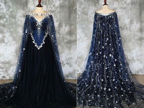 Galaxy Dress, Fest Outfits, Fantasy Dresses, Goddess Dress, Fantasy Gowns, Medieval Dress, Fantasy Dress, Fantasy Fashion, Looks Vintage