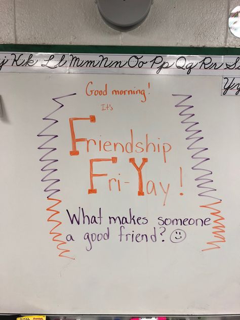 Question Of The Day High School, Morning Meeting Activities 3rd Grade, Morning Questions, Whiteboard Prompts, Whiteboard Messages, Daily Questions, Morning Meeting Activities, Morning Board, Responsive Classroom