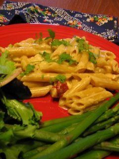 Oregano's Alfredo the Dark Copycat Recipe Alfredo The Dark Recipe, Spicy Chicken Alfredo, Oregano Recipes, Alfredo Recipes, Pasta Types, I'm Fat, Chicken Alfredo Recipes, Chicken Alfredo Pasta, Pasta Bar