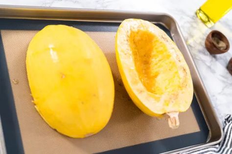 How long to Cook Squash in the Oven Bake Butternut Squash, Oven Roasted Squash, Cook Squash, Cook Butternut Squash, Squash In Oven, How To Cook Squash, Baked Butternut Squash, Grilled Beef, Roasted Squash