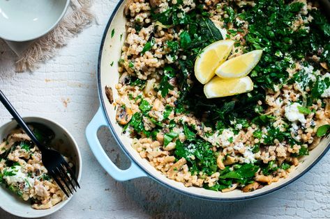 Chicken Couscous, Pearl Couscous, Sbs Food, Couscous Recipes, Vegan Sides, Fresh Oregano, Tasty Vegetarian Recipes, Breakfast Lunch Dinner, Mushroom Recipes