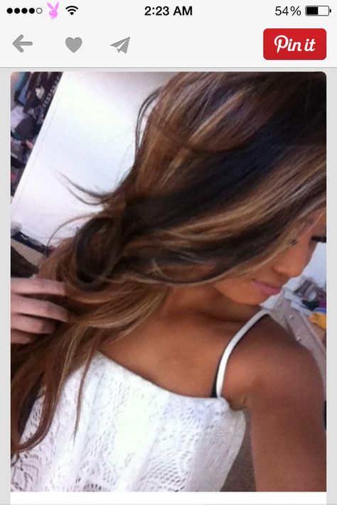 Want my hair like this Brown Hair With Blonde, Hair With Blonde Highlights, Brown Hair With Blonde Highlights, Long Brown Hair, Brown Blonde Hair, Hair Color And Cut, Hair Clothes, Hair Envy, Love Hair