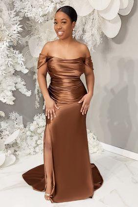 Bronze Bridesmaid Dresses, Fitted Bridesmaid Dresses, Pantora Bridal, Best Bridesmaid Dresses, Wedding 101, Wedding Gown Preservation, Wedding Color Pallet, Rent Dresses, Formal Parties