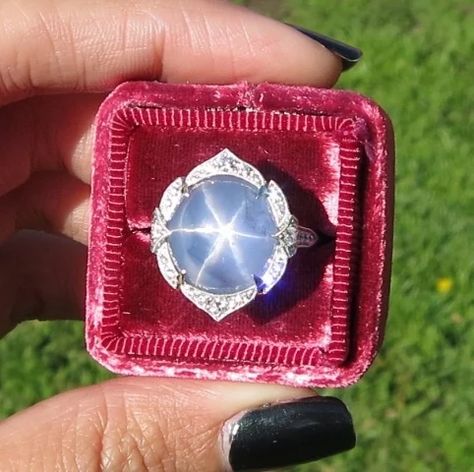 Safire Rings, Star Sapphire Engagement Ring, Star Sapphire Jewelry, Sapphire Jewellery, Star Ruby Ring, Enchanted Jewelry, Fancy Sapphire, Star Sapphire Ring, Blue Star Sapphire