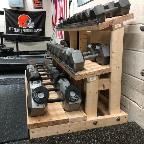 25 Amazing DIY Dumbbell Racks for Home Gyms — KAIZEN DIY GYM Homemade Dumbbell Rack, Diy Weight Storage, Diy Workout Equipment, Diy Dumbbell Rack, Workout Room Organization, Diy Dumbbell, Basement Workout Room, Home Made Gym, Home Gym Basement