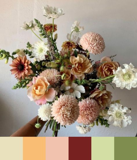 Bouquet Inspiration, Bouquet Of Flowers, Wedding Florals, Italy Wedding, Arte Floral, Flower Farm, Intimate Weddings, Beautiful Blooms, Wedding Flower