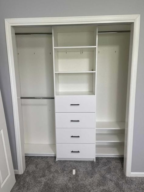 Cute Small Closet Ideas, Kids Open Closet Ideas, Closet With Built In Dresser, Redo Closet, Walk On Closet Ideas, Closet Ideas Bedroom, Closet Organization Ideas Teen Girl, Dresser In Kids Closet, Kids Closets