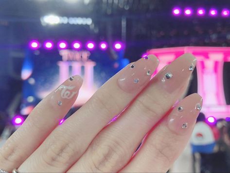 TWICE nails Twice Nail Ideas, Twice Inspired Nails Kpop, Twice Inspo Nails, Twice Concert Nails, Twice Kpop Nails Ideas, Short Concert Nails, Twice Kpop Nails, Twice Concert Makeup, Kpop Concert Nails