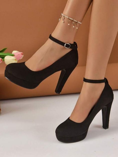 Black Heels Formal, Grad Heels, Black Heels Classy, Black Prom Shoes, Prom Shoes Black, Simple Black Heels, Heels Closed Toe, Homecoming Shoes, Trendy High Heels